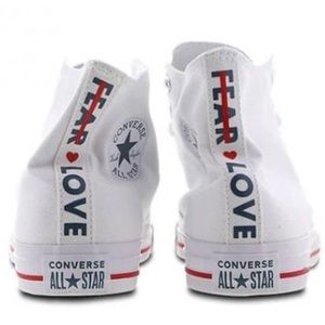 Converse - fear LOVE Chuck Taylors